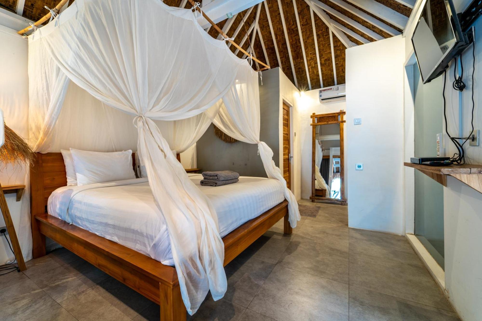 Mowies On The Beach Gili Islands Exterior photo