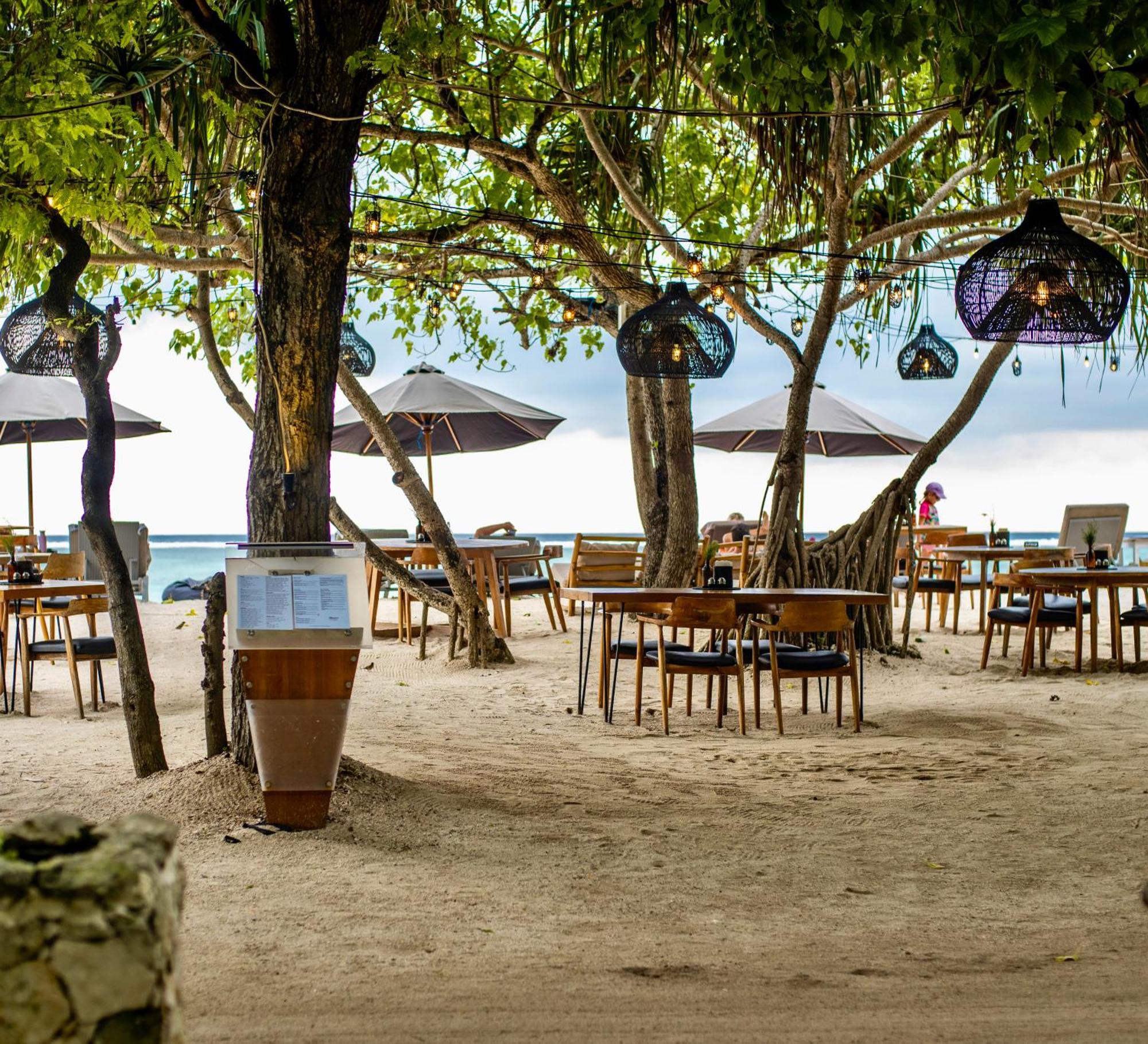 Mowies On The Beach Gili Islands Exterior photo